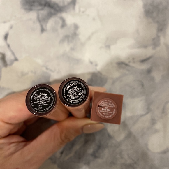 Lip gloss and lipstick trio - Picture 2 of 3